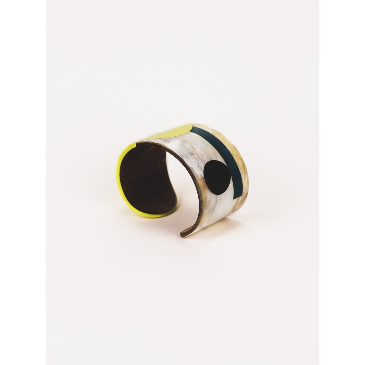 Meli-Melo cuff 