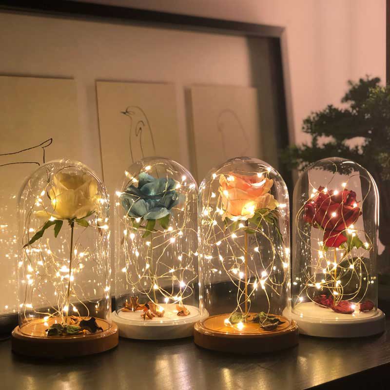 Lantaarnlamp met witte roos