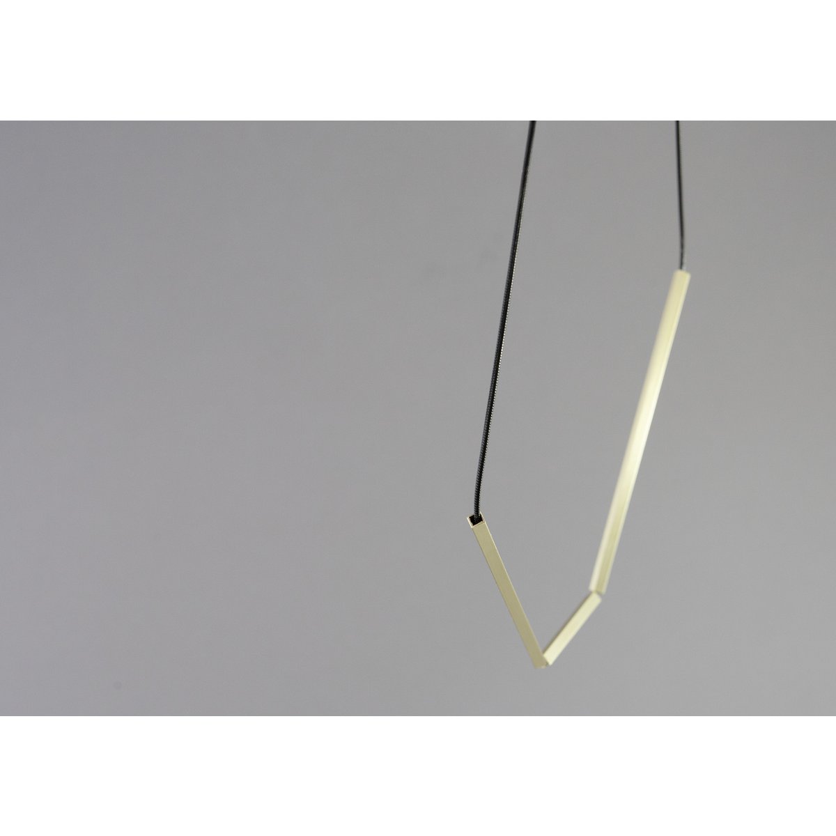 ANGLE Necklace