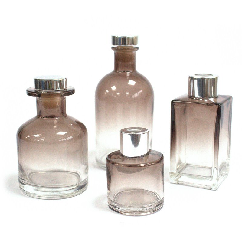 Bottiglia rotonda e coperchio con diffusore - 150 ml