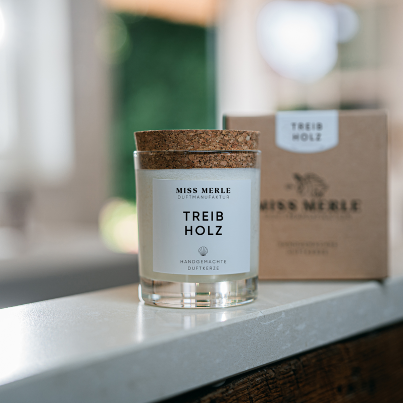 Bougie parfumée TRIBWOOD - chaleureuse et boisée 150g
