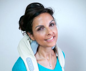 Naque Masseur und Zen Climsom Schultern