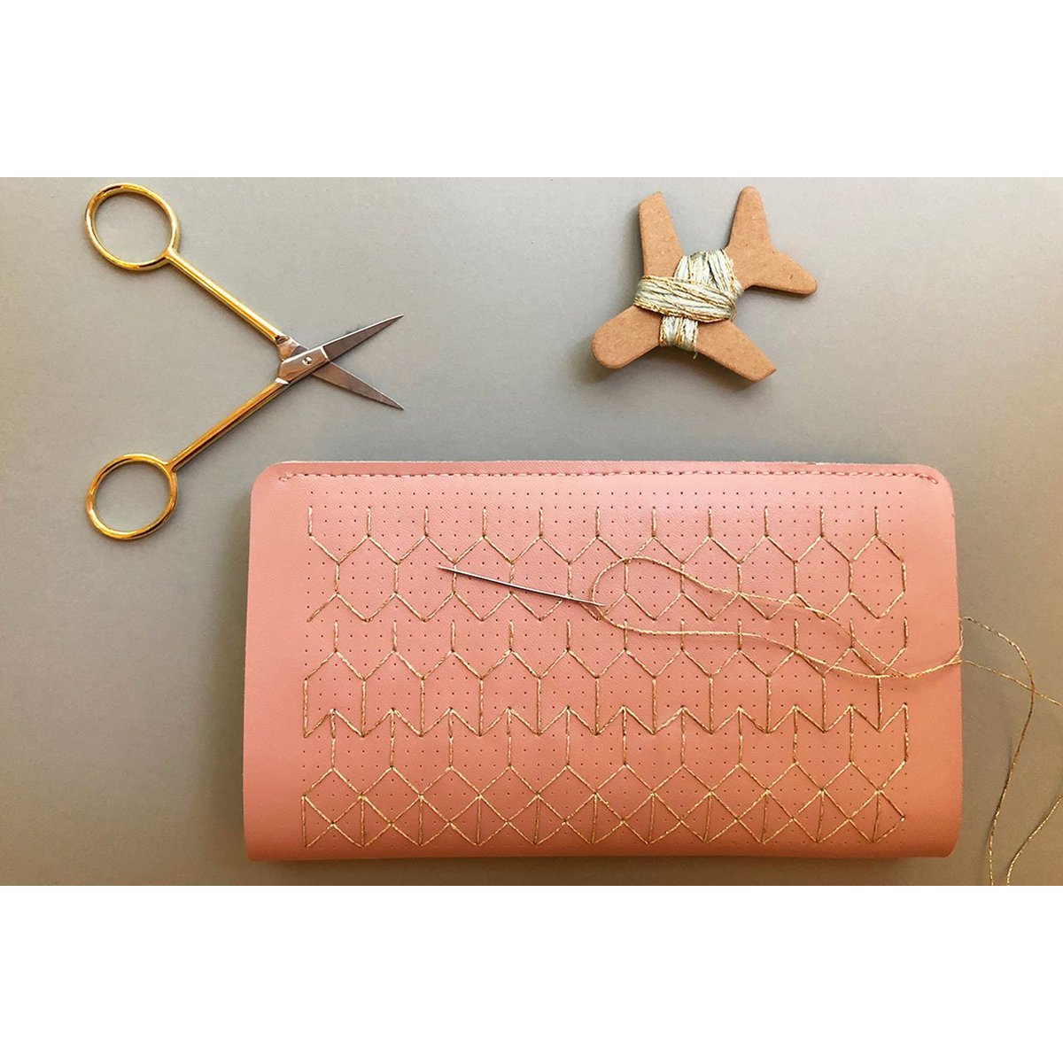 Stitch Travel Wallet - Roze