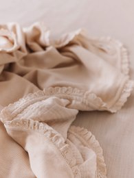 Knit + Muslin Blanket / buttercream + lace