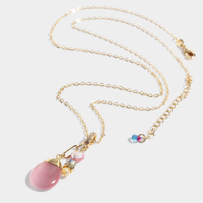 Collier pendentif pierre précieuse rose avec chaîne délicate plaqué or