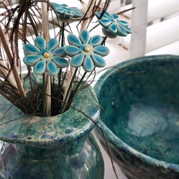 Daisy flower ceramic mini Turquoise 2.5 cm