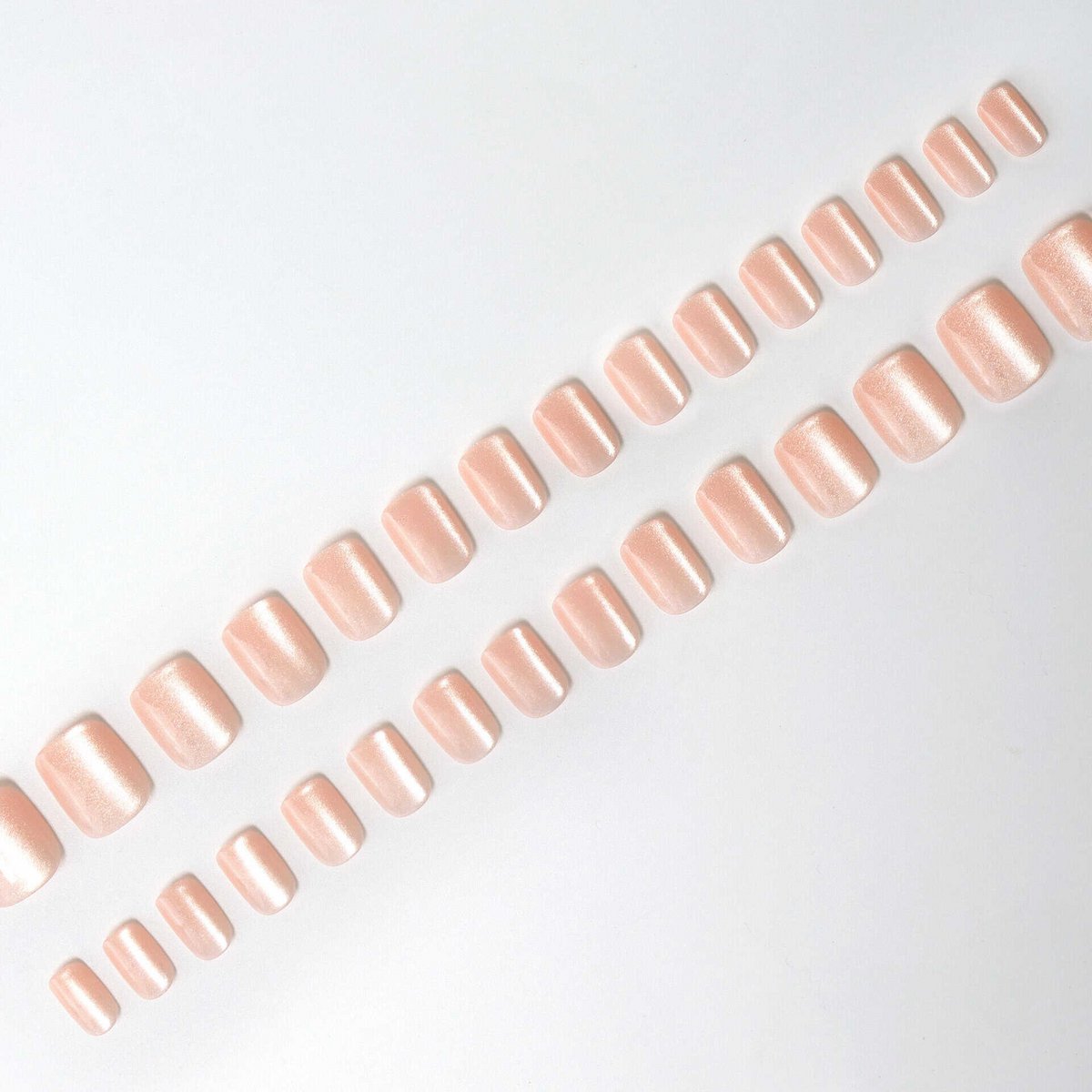 Gelzz Soft Gel Press On Corto Quarzo rosa (S05)