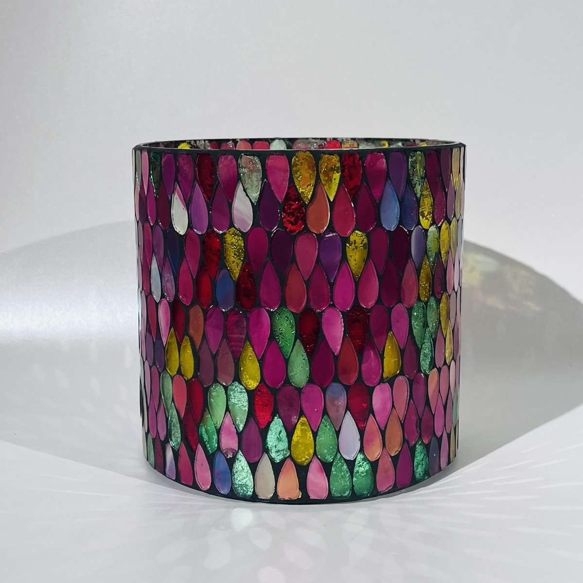 Bunte Wonderlight-Kerzen / Kerzenhalter
