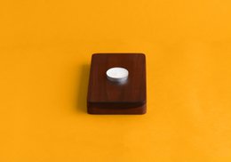 De Socialbox Single Candle (valnøddetræ)