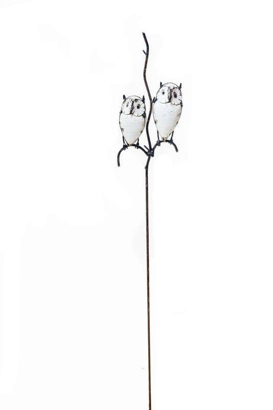 Zimba-Arts METAL WHITE COUPLE OWLS ON STICK