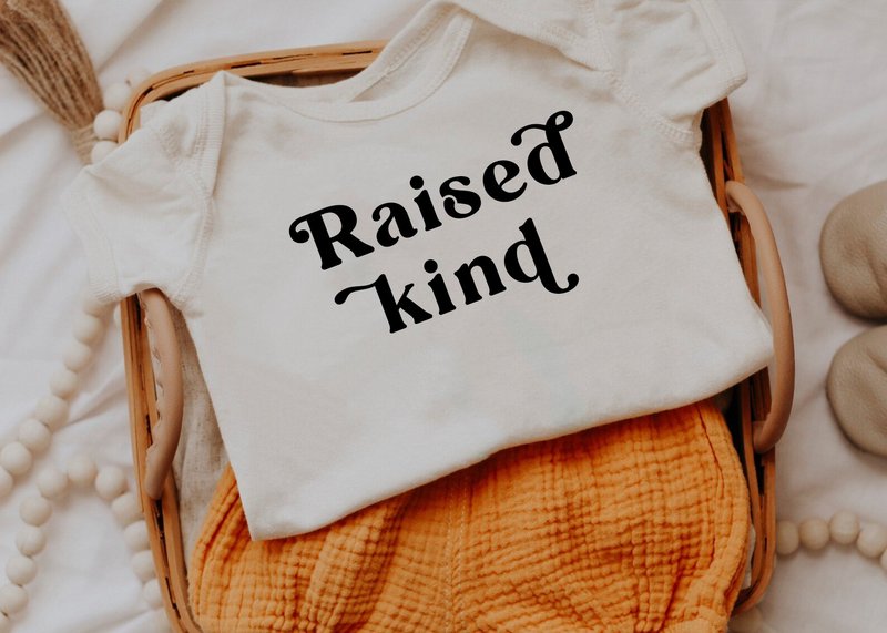 Kinder-T-Shirt • Raised Kind