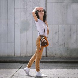 Rizwana Pouch Bag