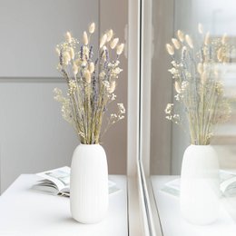 Lavender Dreams: Tørret blomsterbuket i beige-lilla