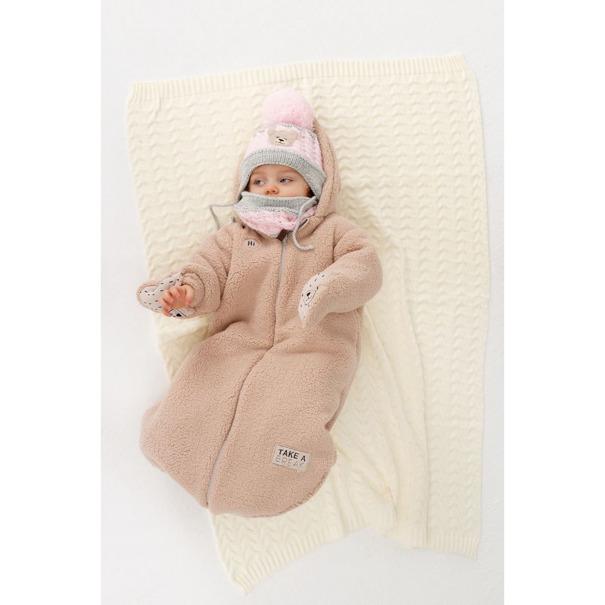 LULU BEIGE sovepose