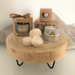Candle holder with heart