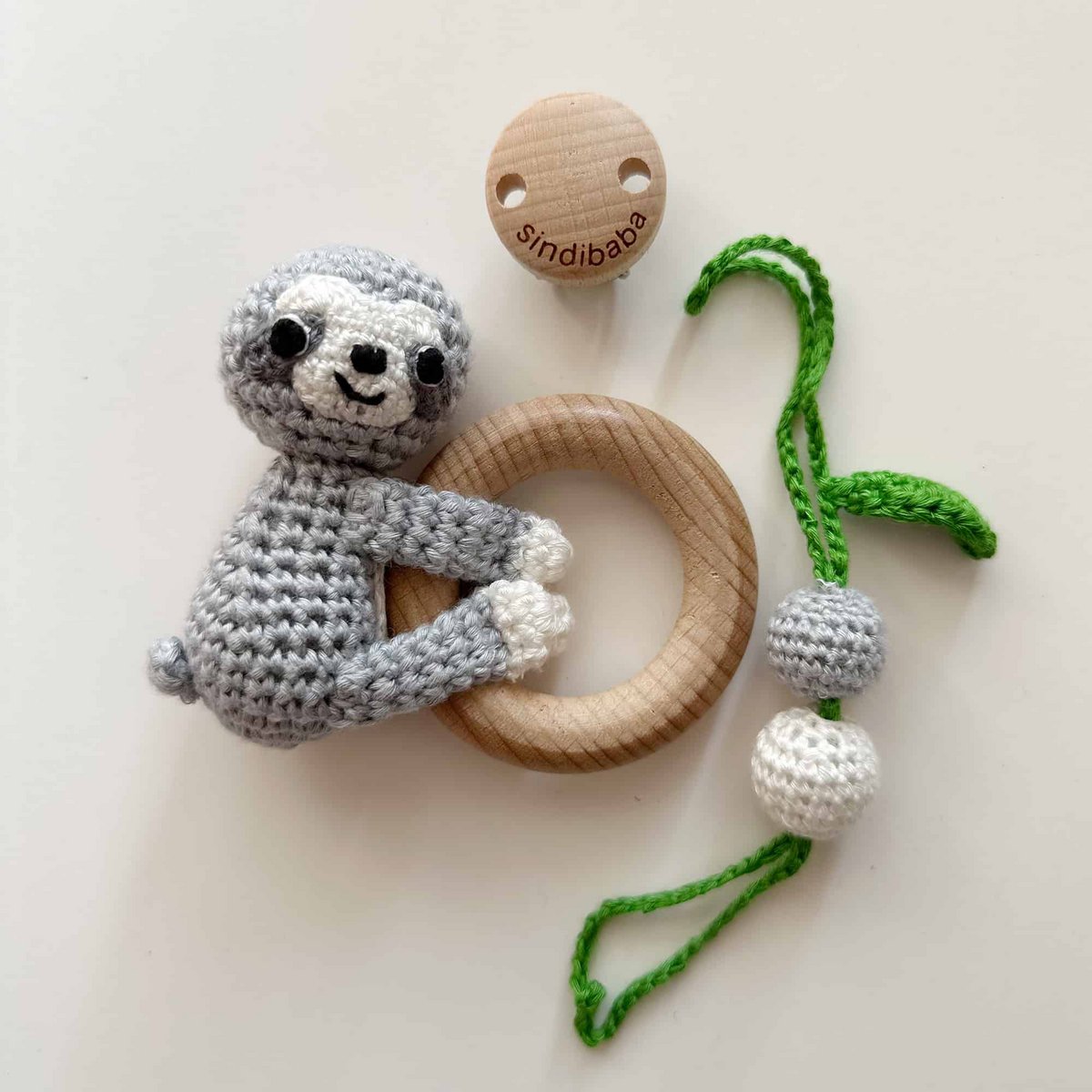 Bradipo giocattolo sospeso 3in1 SLEEPY in grigio