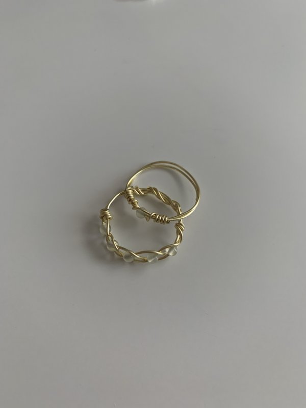 WHITE JADE STONE. ring