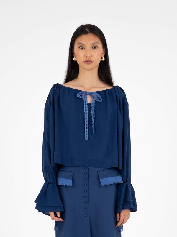 Kleine blaue Bluse