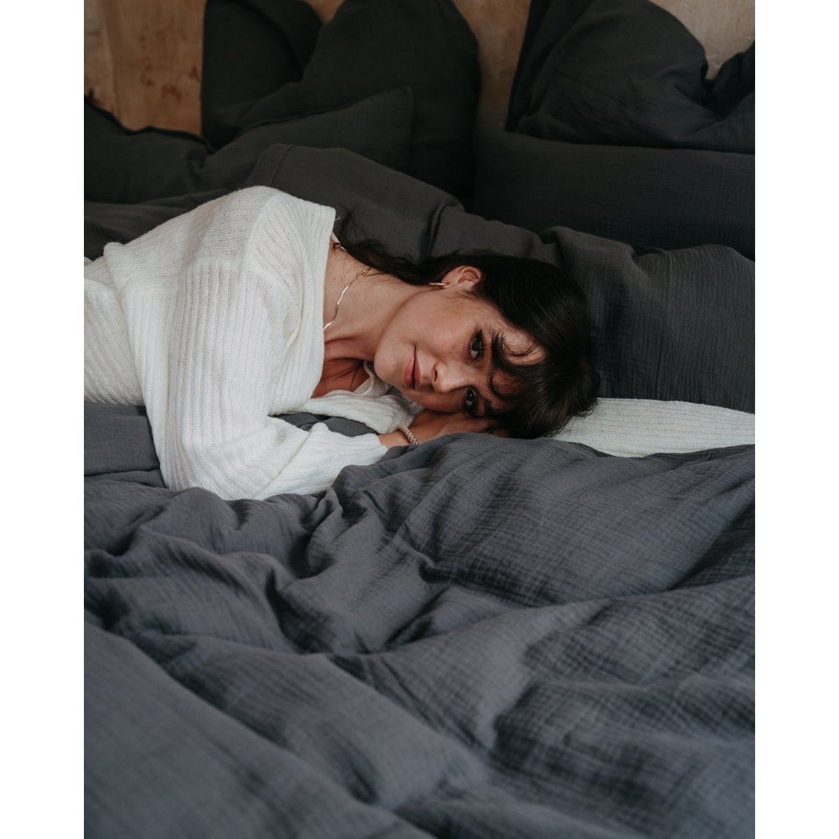 Muslin bed linen “Eliane” • Anthracite