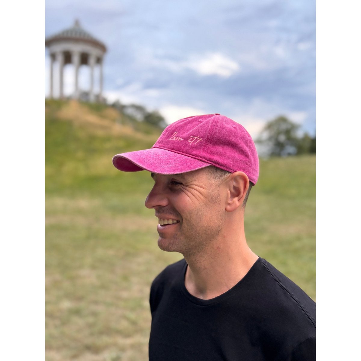 LEY! Cappellino "Love it" in copia rosa