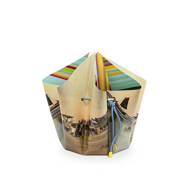Hendrik 'Folding vase / Bow vase' Beach of the Netherlands'