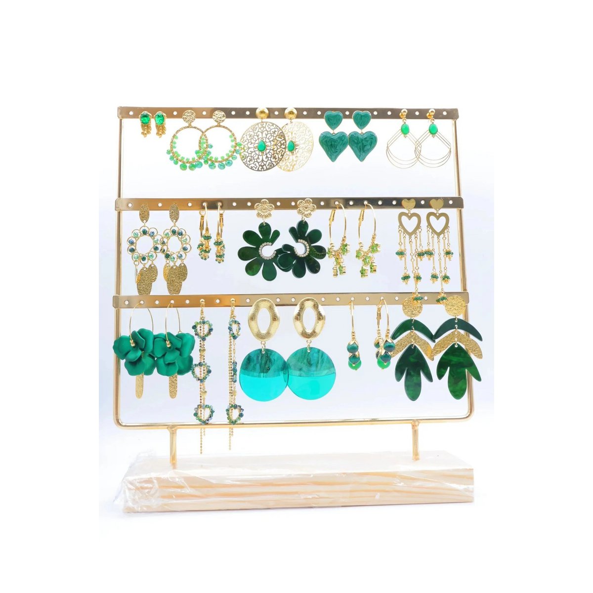 Lots of jewelry with display
