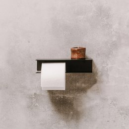 Portarrollos Bari – accesorios baño moderno con estante