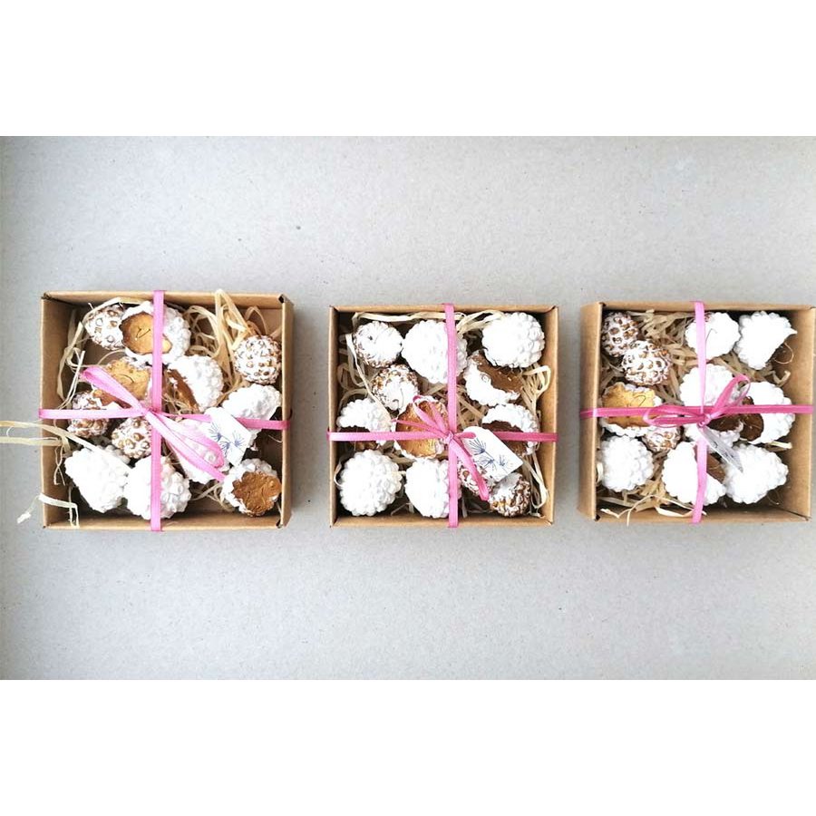 Ciondolo decorativo in gesso porcellanato, 10 pezzi