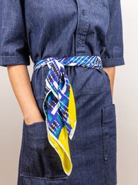 Square silk scarf 90x90 hand-rolled sewing