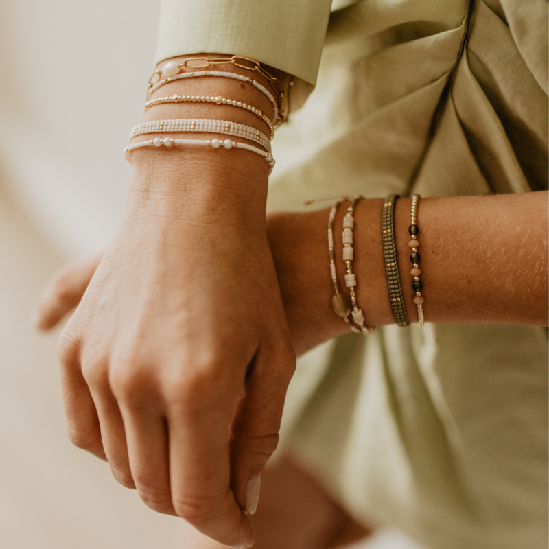 Narrow green miyuki bracelet