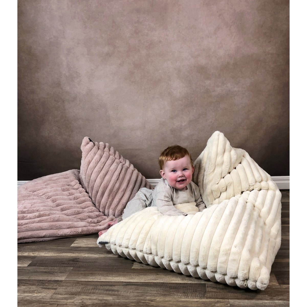 Poltrona MINI CHILLTOP, Pelliccia Esclusiva Bianco Sporco