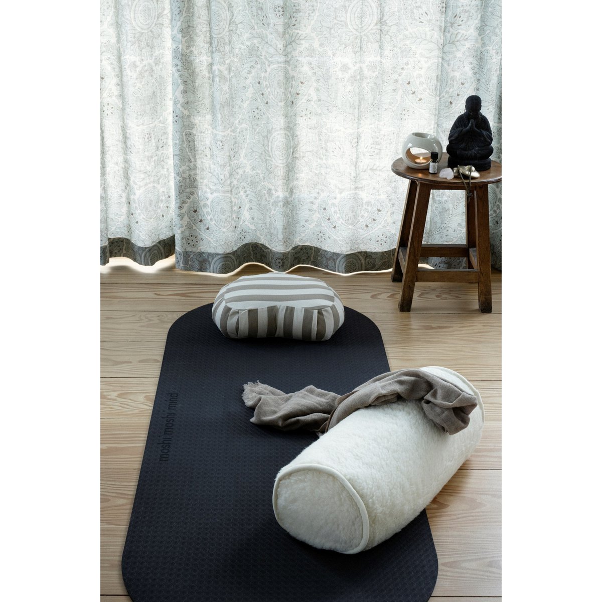 oval yoga mat