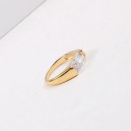 Aloysha - Baguette Diamond Ring
