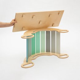 Großes Set - Pikler Dreieck + 2 Rutschen/Kletterleitern + Balancewippe
