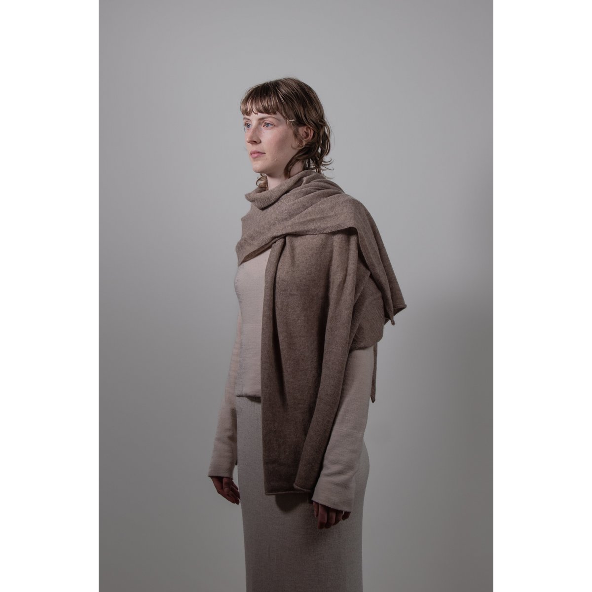 LUŹNY KRAWĘDŹ - Dzianinowy szalik ze 100% czystego kaszmiru, 60*180 cm