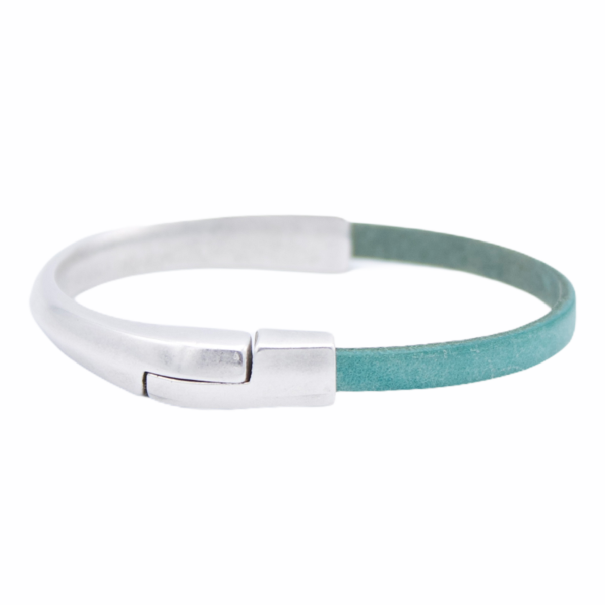 AMACAYACÚ (zilver) leren armband met magnetische sluiting