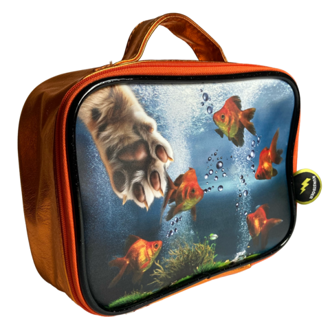 Kulturbeutel Aquarium Ups, die Katze hat einen Goldfisch