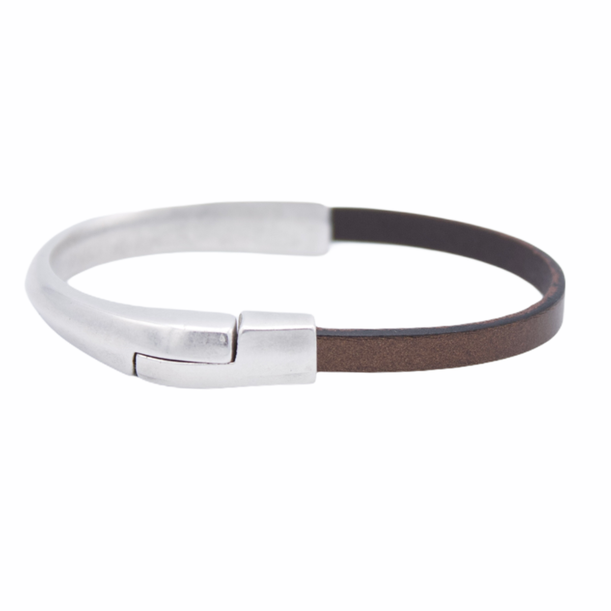 AMACAYACÚ (zilver) leren armband met magnetische sluiting