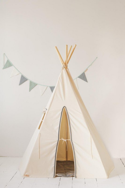Tente tipi « Pompons gris » avec pompons