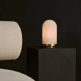 Lampada in alabastro Mateo