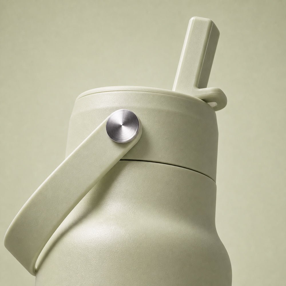 Travel Bottle 900ML - Pistachio