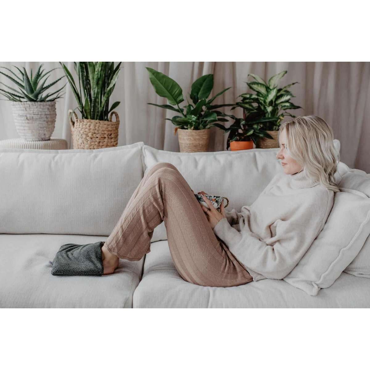 Ocieplany szalik w panterkę, kolor khaki, zielony | 70 cm | organiczne siemię lniane
