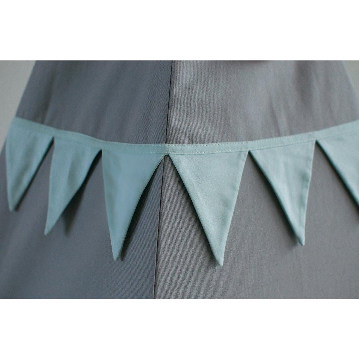Tenda tepee "Mint Love" con ghirlanda