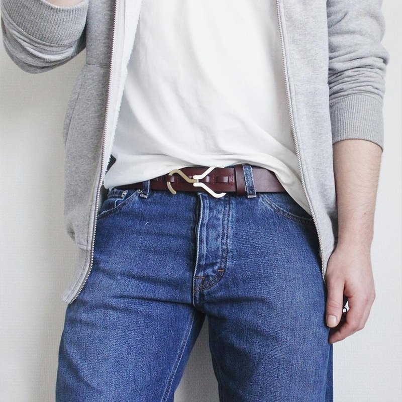 Oxblood Statement Belt, italienisches Leder, Messinghakenschnalle 'The Shelby'