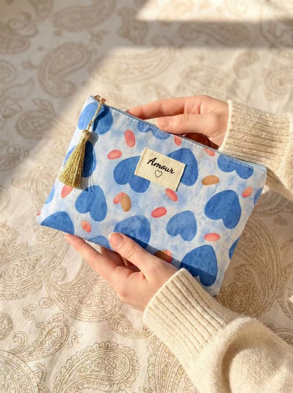 Toilettas etui 14x20 cm bedrukte harten Love gift pompon