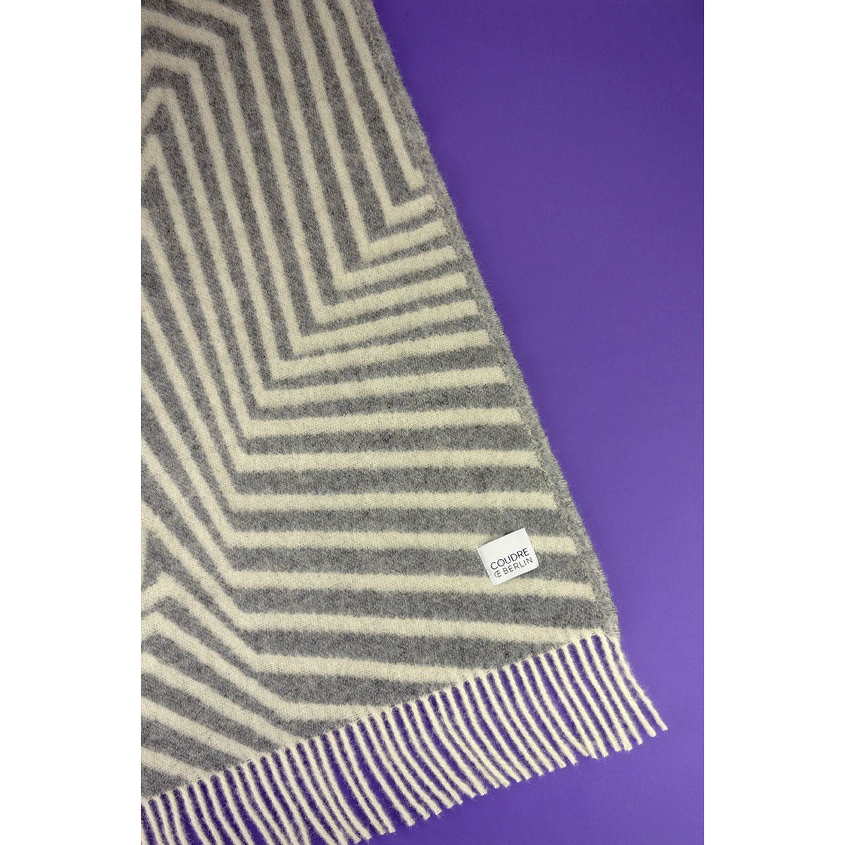 Wool blanket / cuddly blanket leaves granite