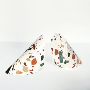 2x SOLID bookend - terrazzo set