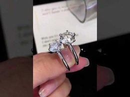 Anello solitario in moissanite a 6 artigli senza tempo