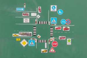Extended traffic sign set magnetic (124 parts) | Traffic signs car truck bicycle etc