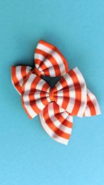 Orange chaiselong bar